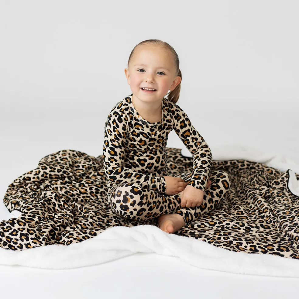 Luxe Plush Patoo® Blanket