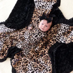Minky Ruffled Luxe Patoo® Blanket