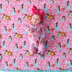 Ruffled Luxette Patoo® Blanket