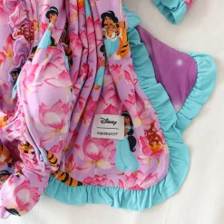 Ruffled Luxette Patoo® Blanket