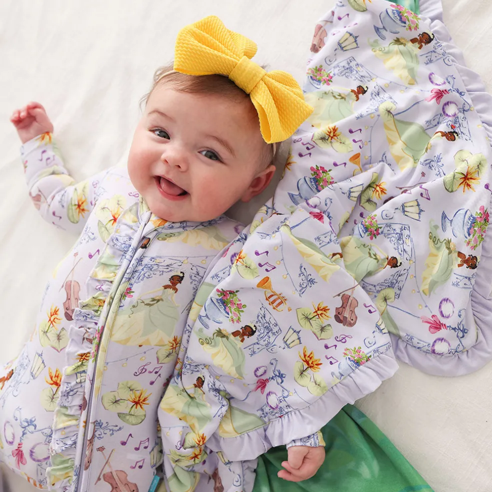 Ruffled Luxette Patoo® Blanket