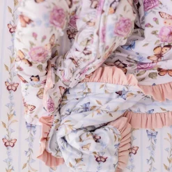 Ruffled Luxette Patoo® Blanket