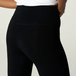 Women's Black Performance Knit Leggings