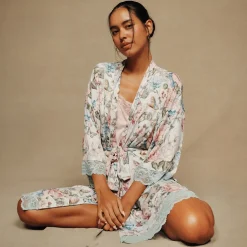 Women's Lace Robe
